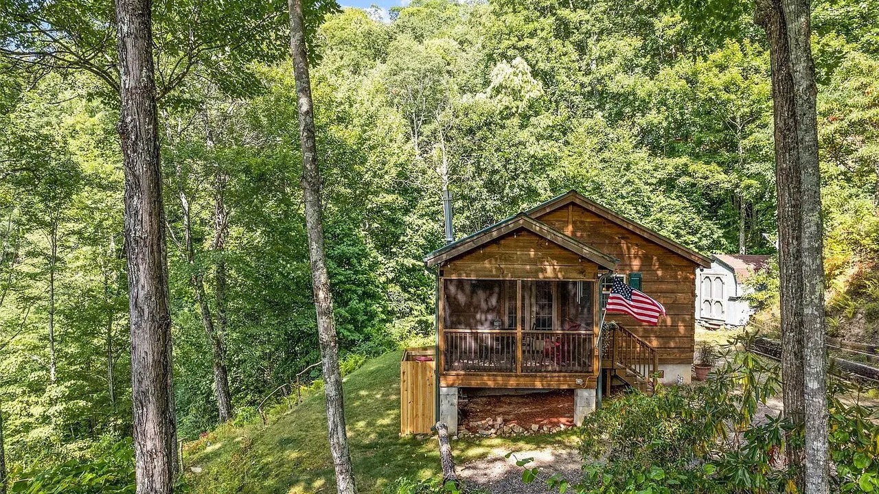 Photo of Outdoor in Cranberry Falls