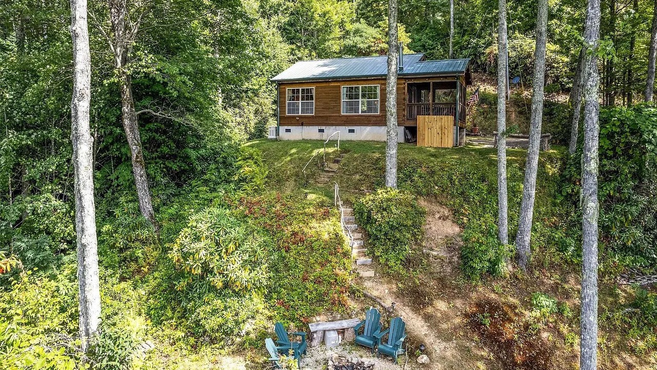 Photo of Outdoor in Cranberry Falls