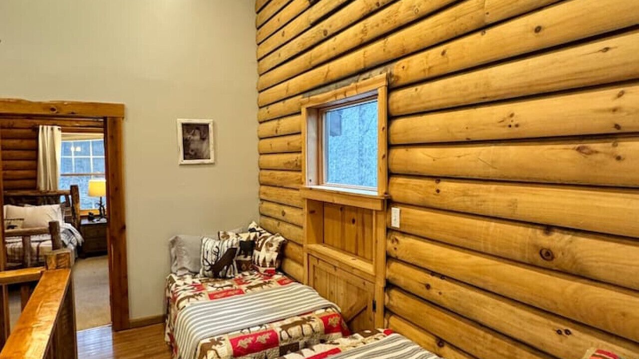Photo of Bedroom in Mars Hill
