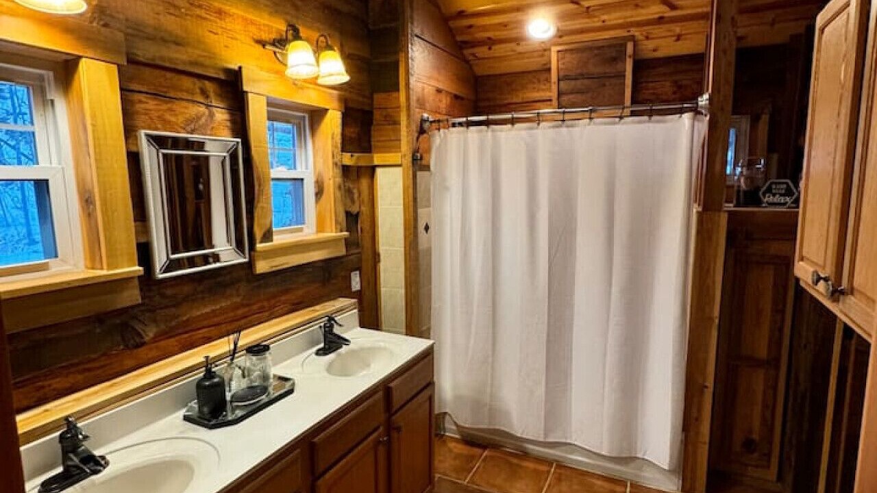 Photo of Bathroom in Mars Hill