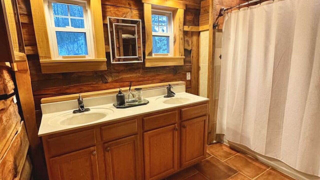 Photo of Bathroom in Mars Hill