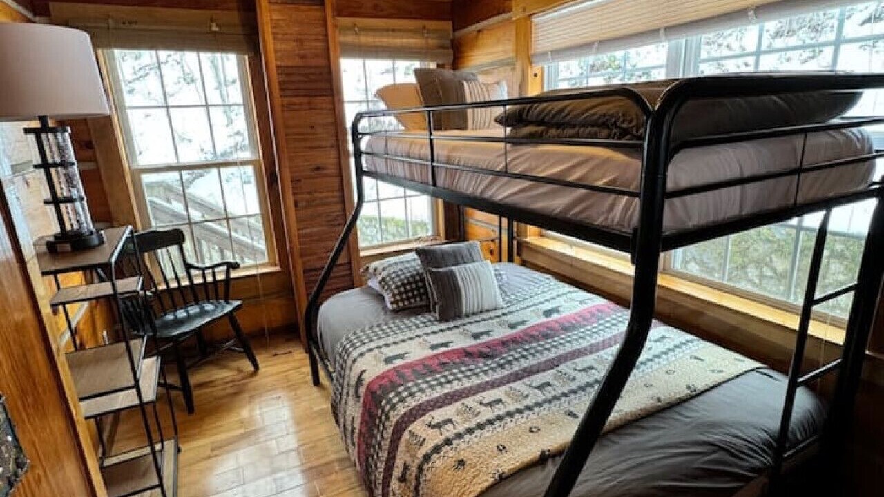 Photo of Bedroom in Mars Hill