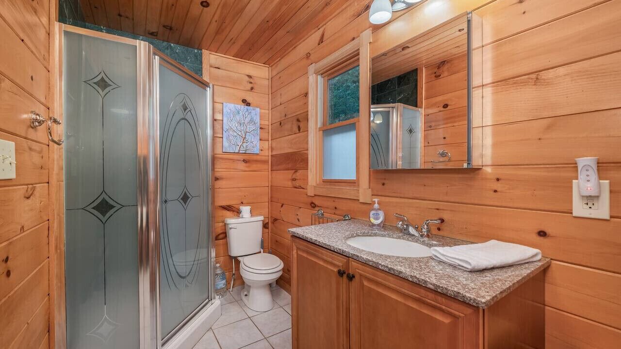 Photo of Bathroom in Marion