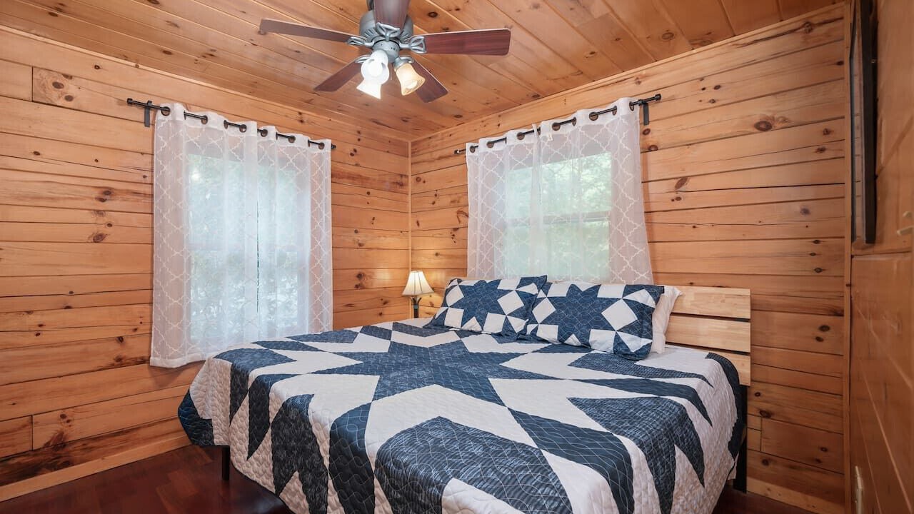 Photo of Bedroom in Marion