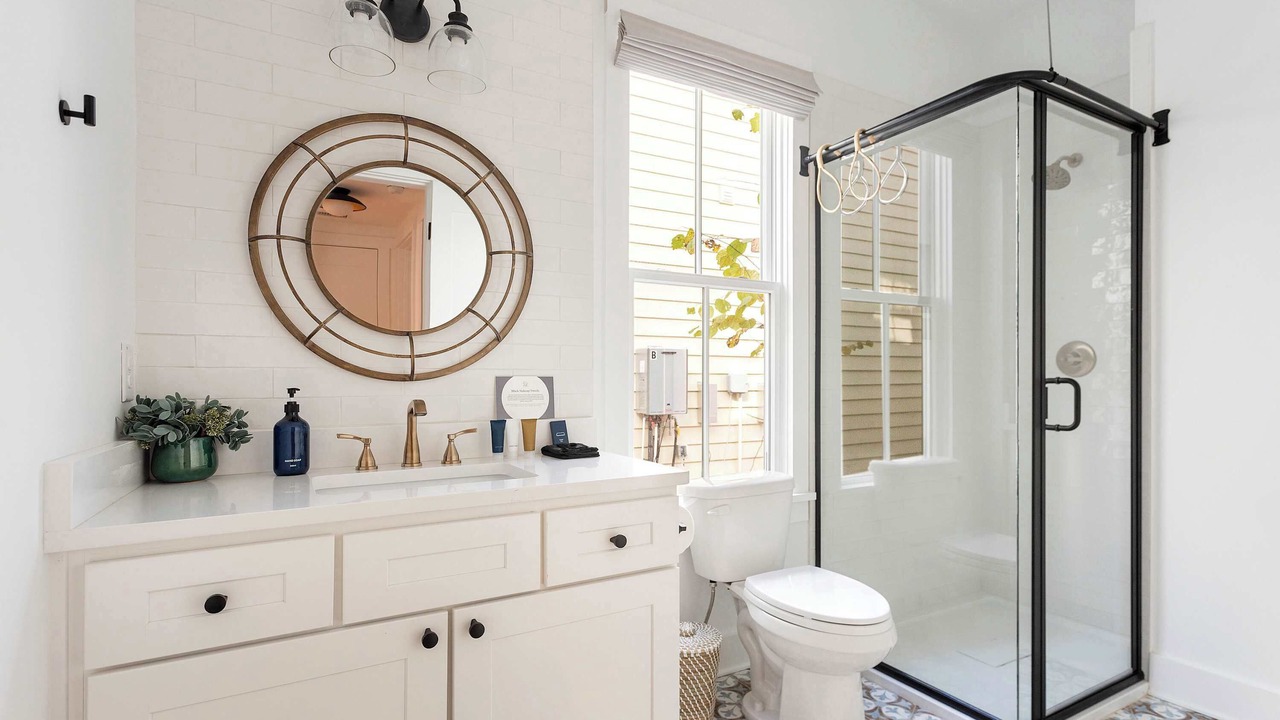 Photo of Bathroom in Downtown Charleston