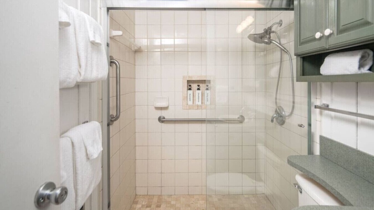 Photo of Bathroom in Charter Hills