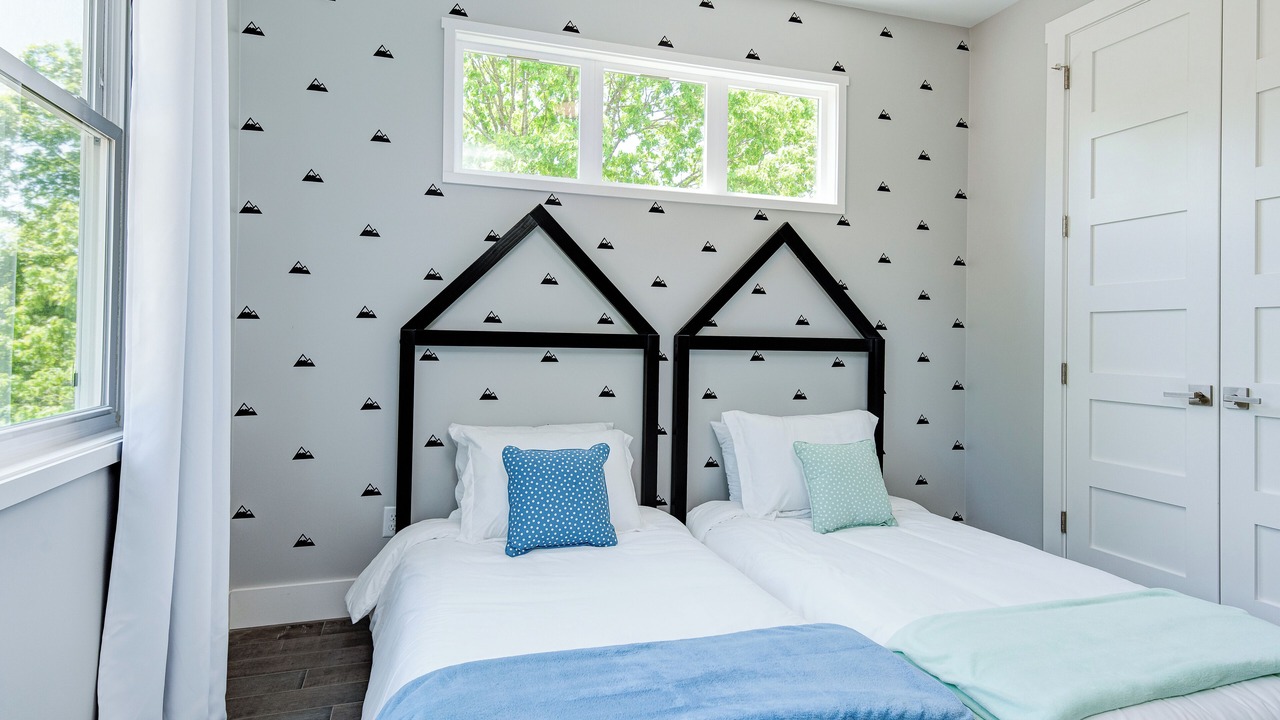 Photo of Bedroom in Woodfin