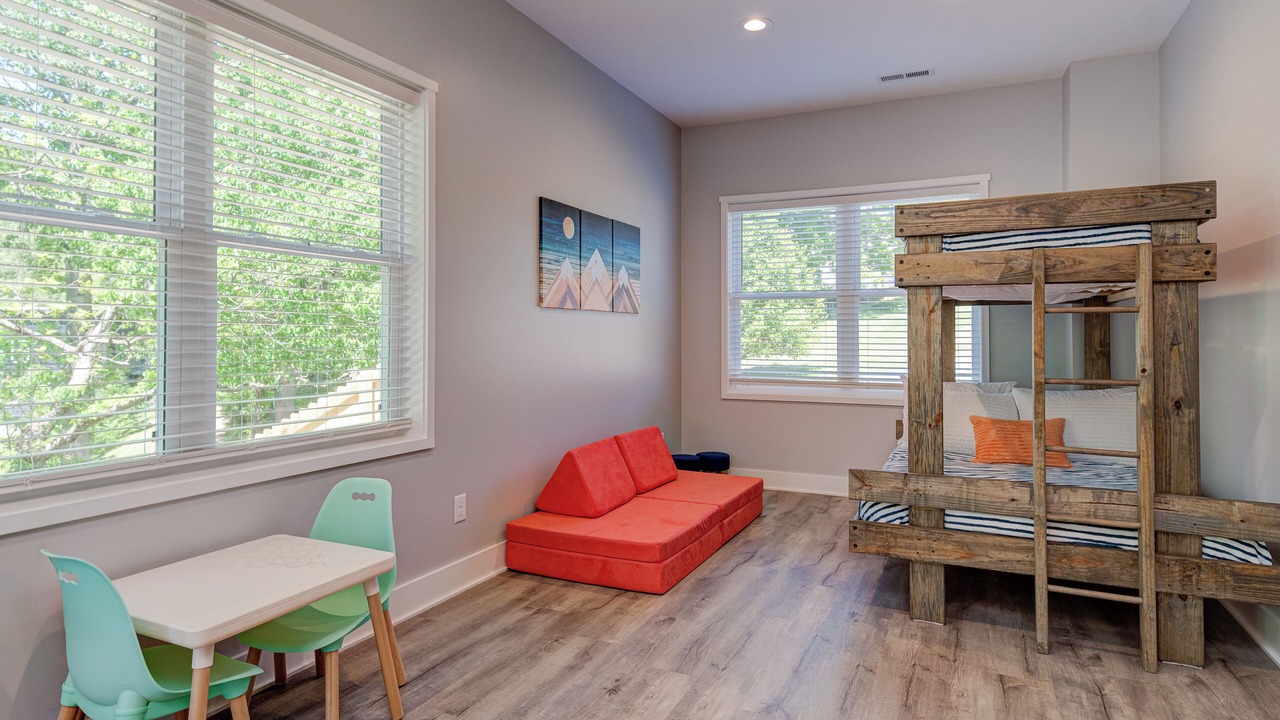 Photo of Bedroom in Woodfin