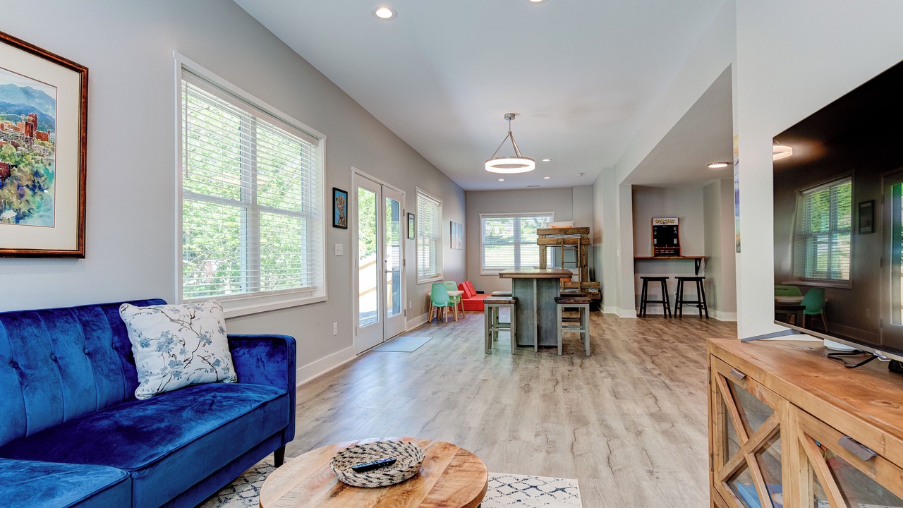 Photo of Livingroom in Woodfin