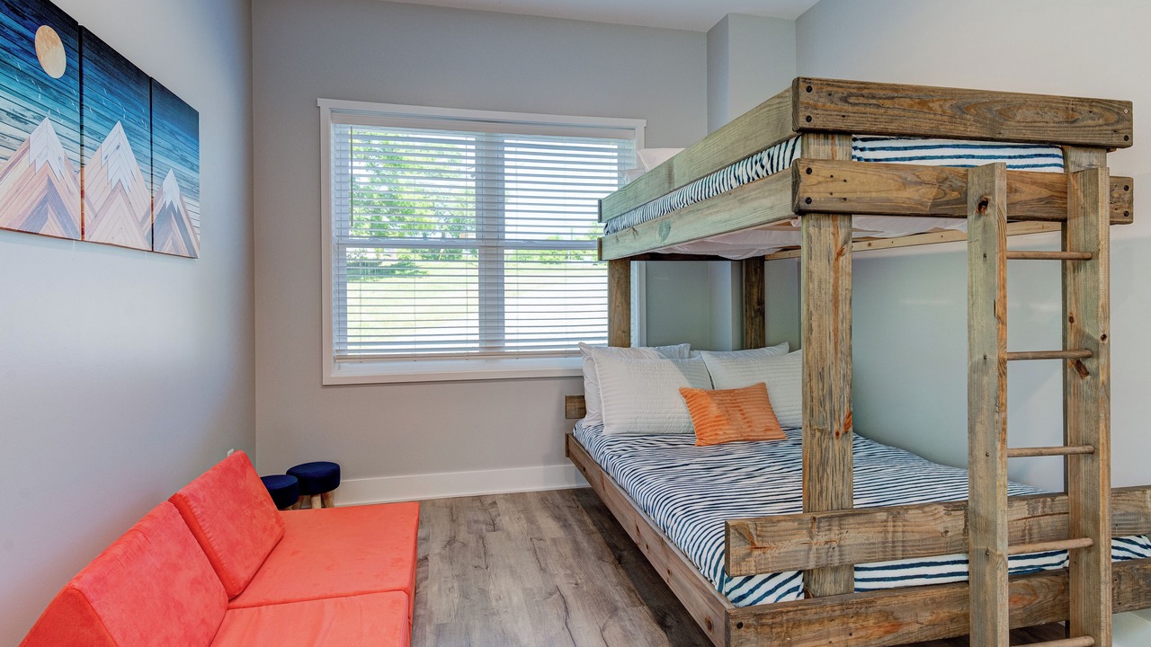 Photo of Bedroom in Woodfin