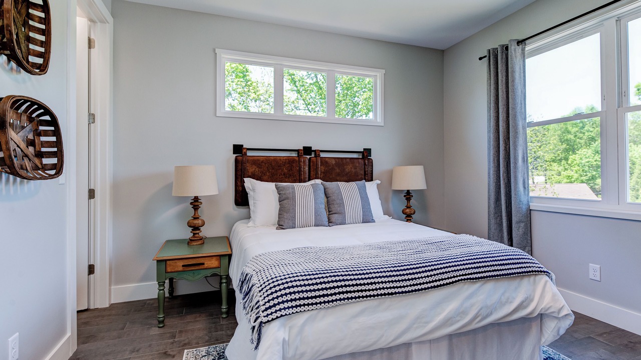 Photo of Bedroom in Woodfin