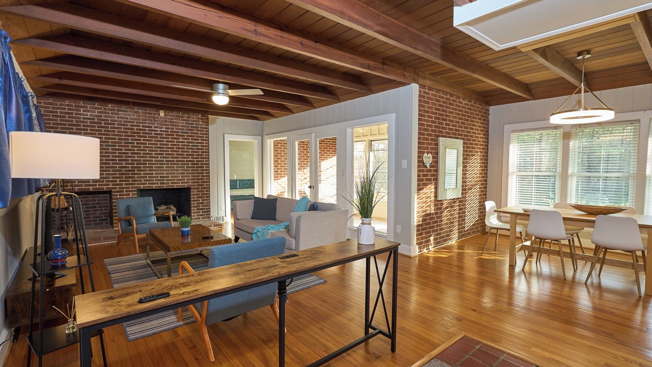 Photo of Livingroom in Rocky Mount