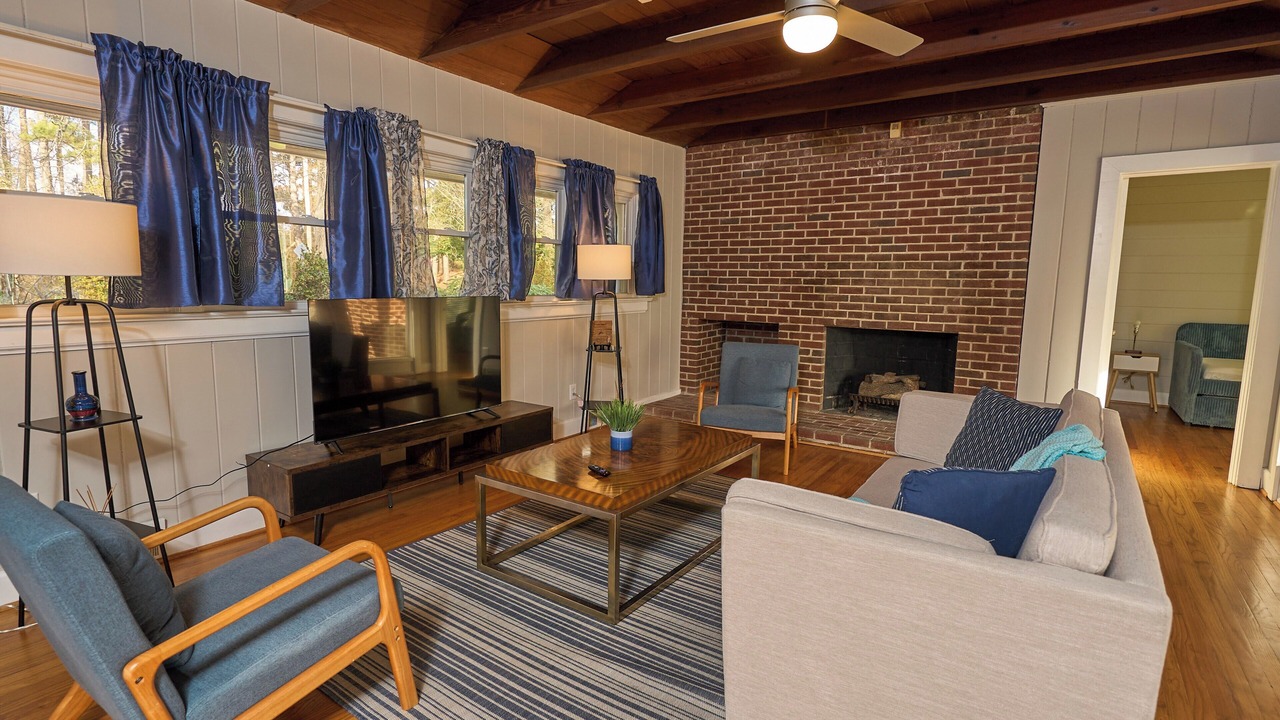 Photo of Livingroom in Rocky Mount