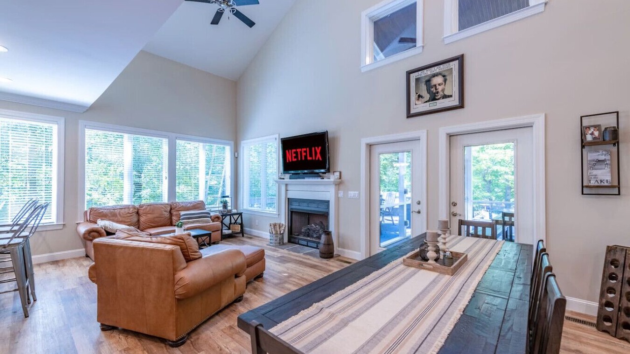 Photo of Livingroom in Macon