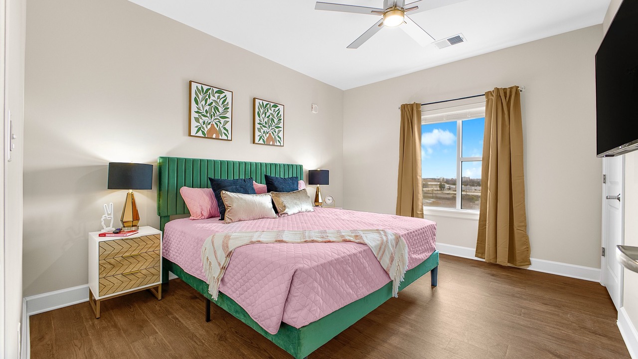 Photo of Bedroom in Eighth Avenue