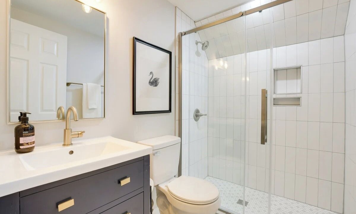 Photo of Bathroom in Apex