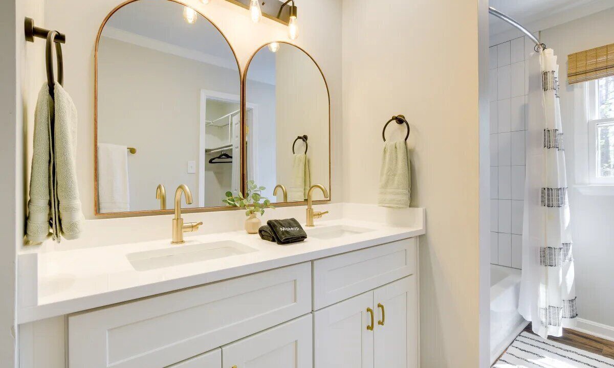 Photo of Bathroom in Apex
