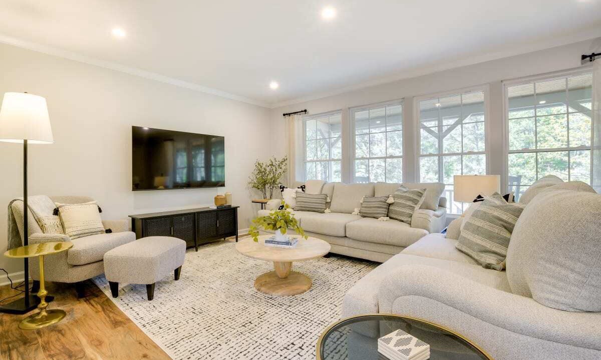 Photo of Livingroom in Apex