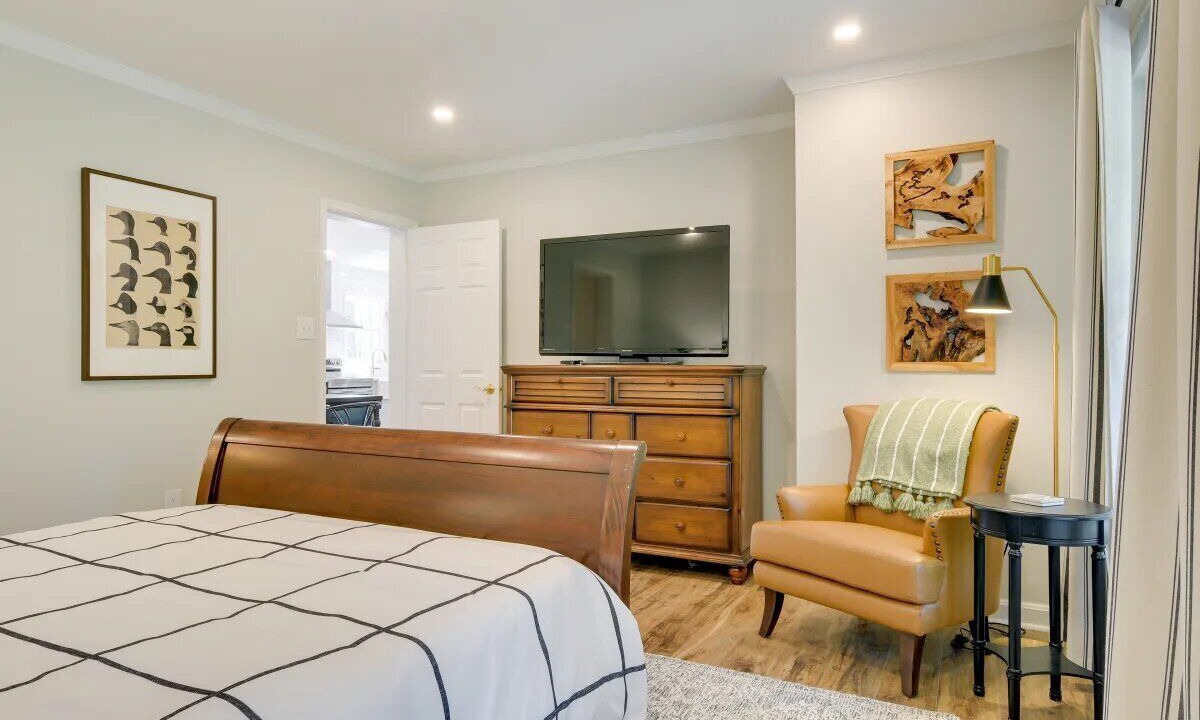 Photo of Bedroom in Apex