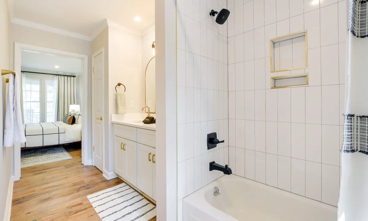 Photo of Bathroom in Apex