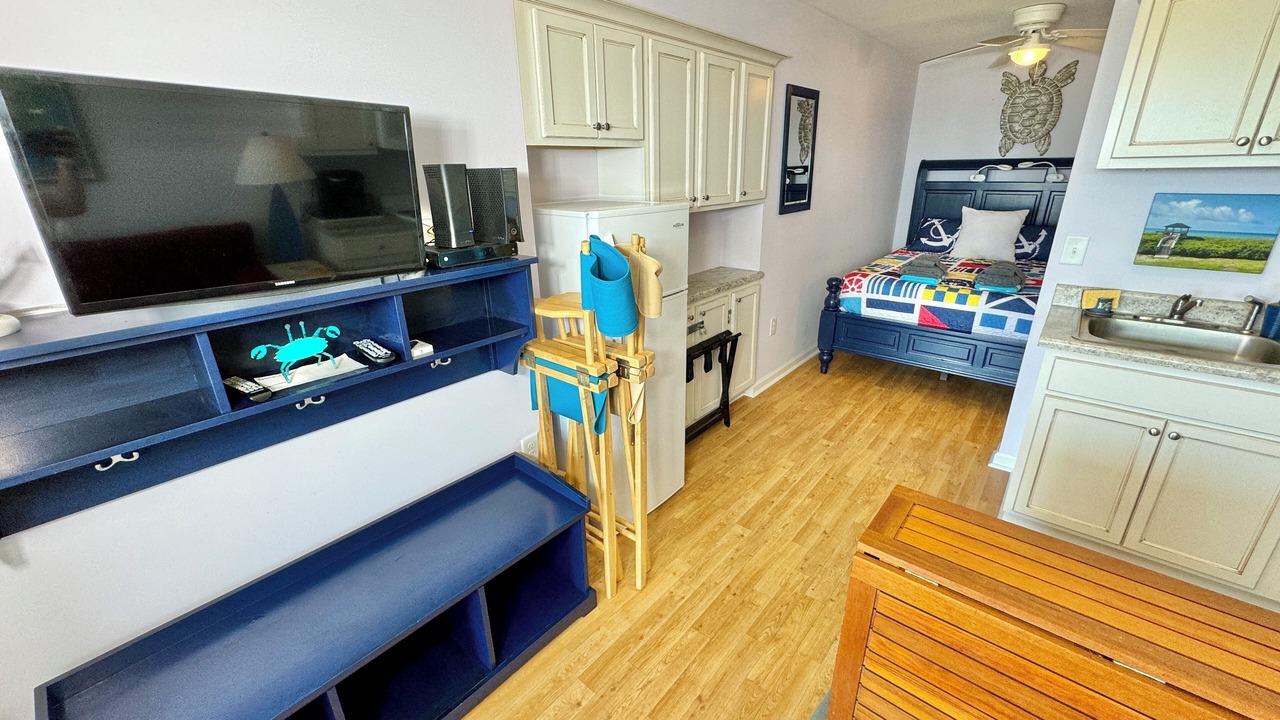 Photo of Bedroom in Atlantic Beach