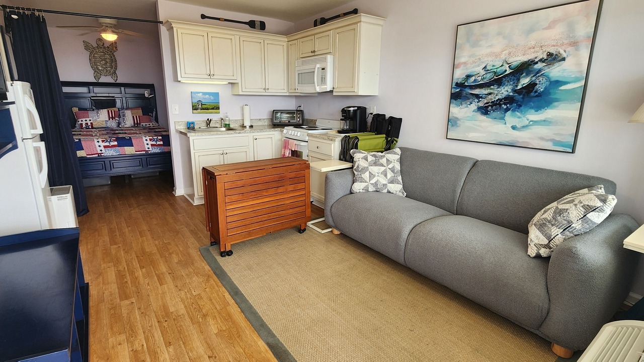Photo of Livingroom in Atlantic Beach