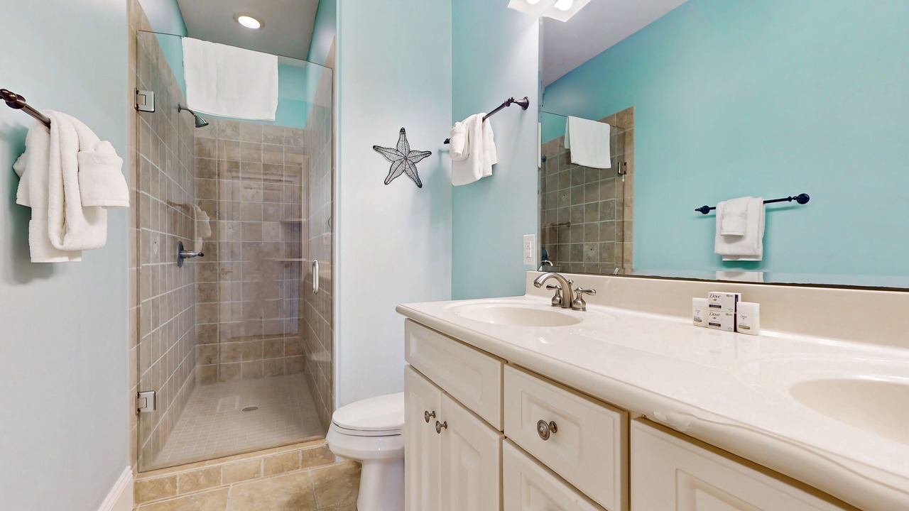 Photo of Bathroom in Pine Knoll Shores