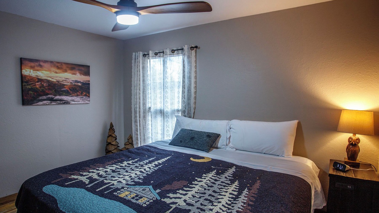 Photo of Bedroom in Altamont