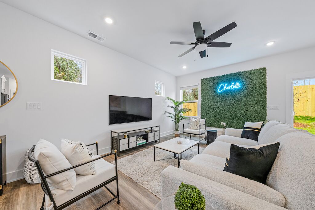 Photo of Livingroom in Charlotte