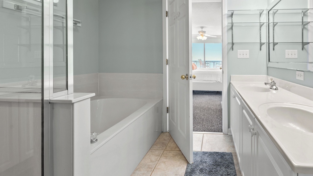 Photo of Bathroom in Ash