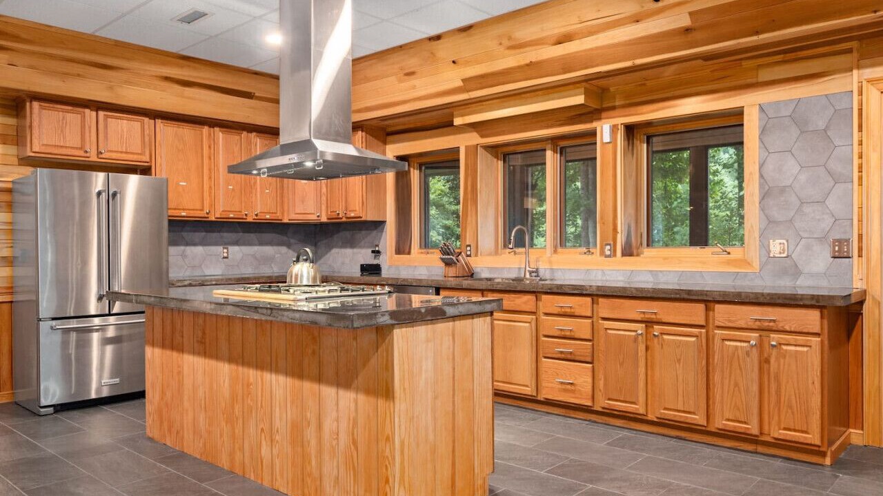 Photo of Kitchen in Bat Cave
