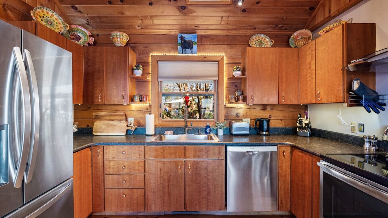 Photo of Kitchen in East End - Valley Street