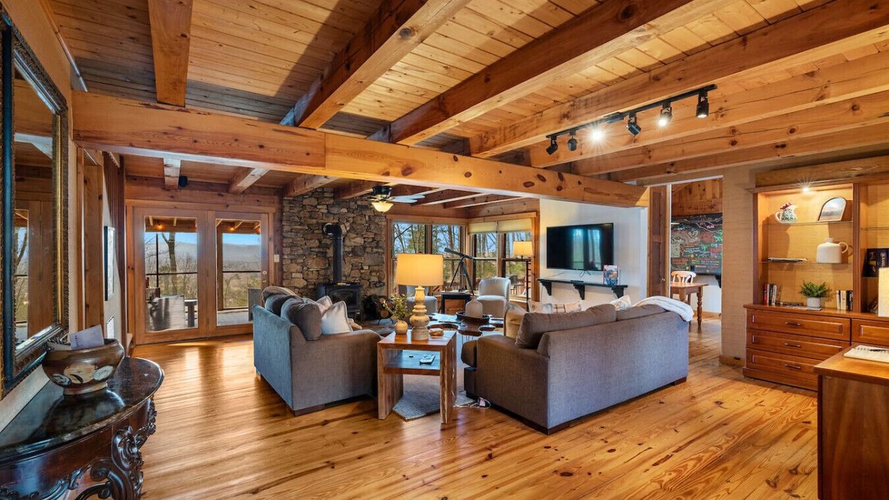 Photo of Livingroom in East End - Valley Street
