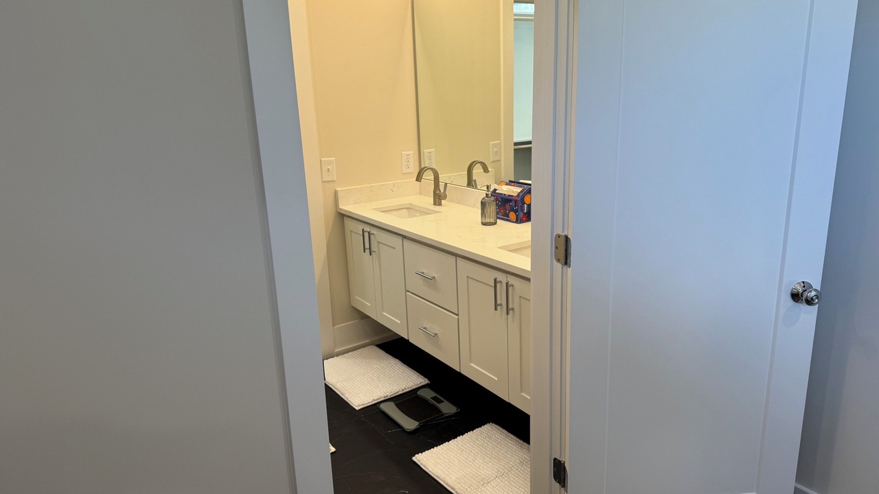 Photo of Bathroom in Hayes