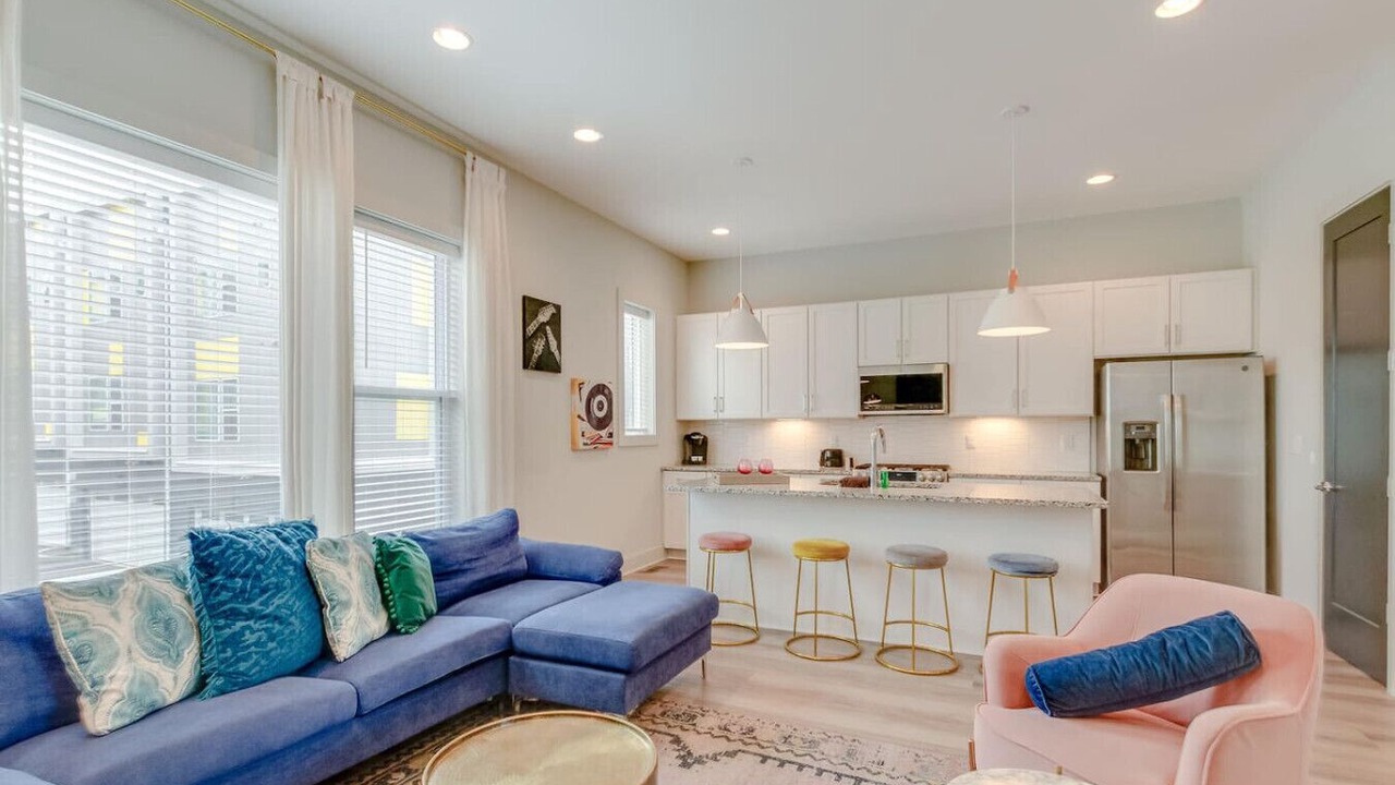Photo of Livingroom in Talbot's Corner