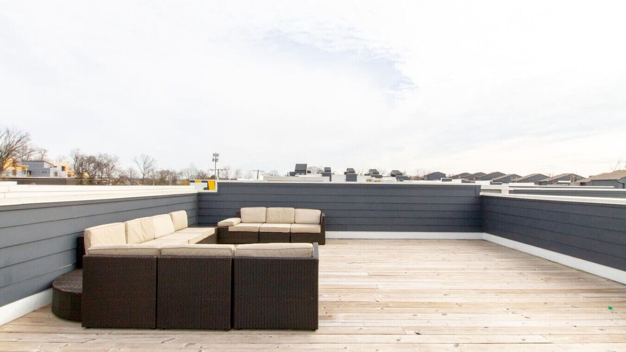 Photo of Patio Balcony in Talbot's Corner