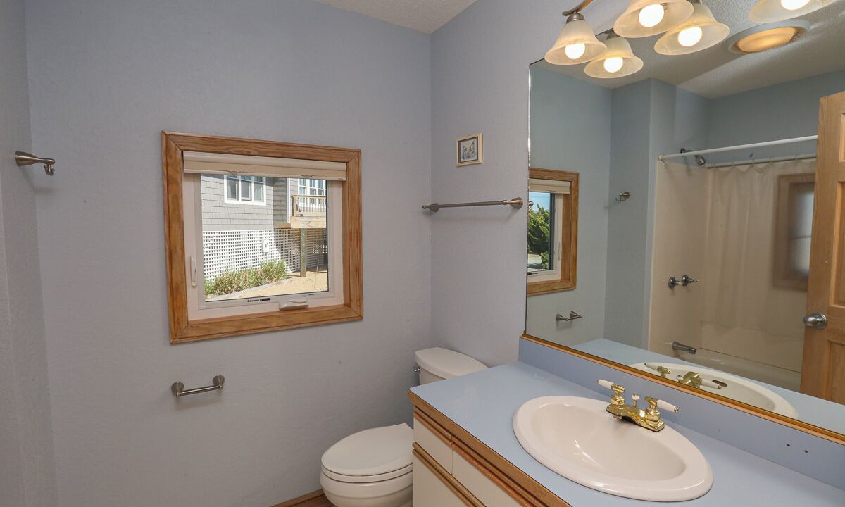 Photo of Bathroom in Colington