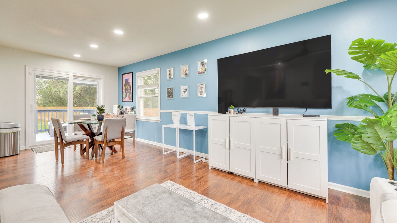 Photo of Livingroom in Charlotte