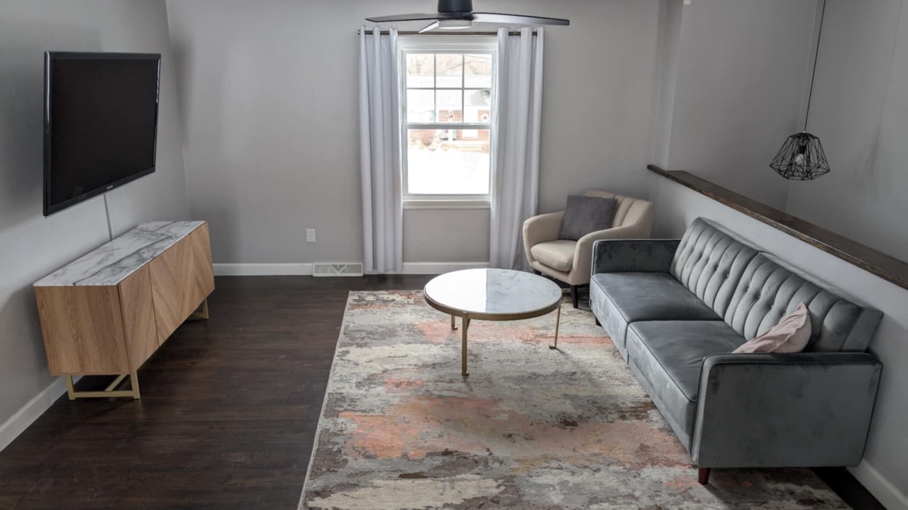 Photo of Livingroom in Cave Spring