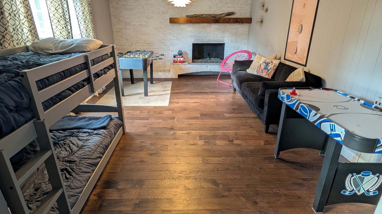 Photo of Bedroom in Cave Spring