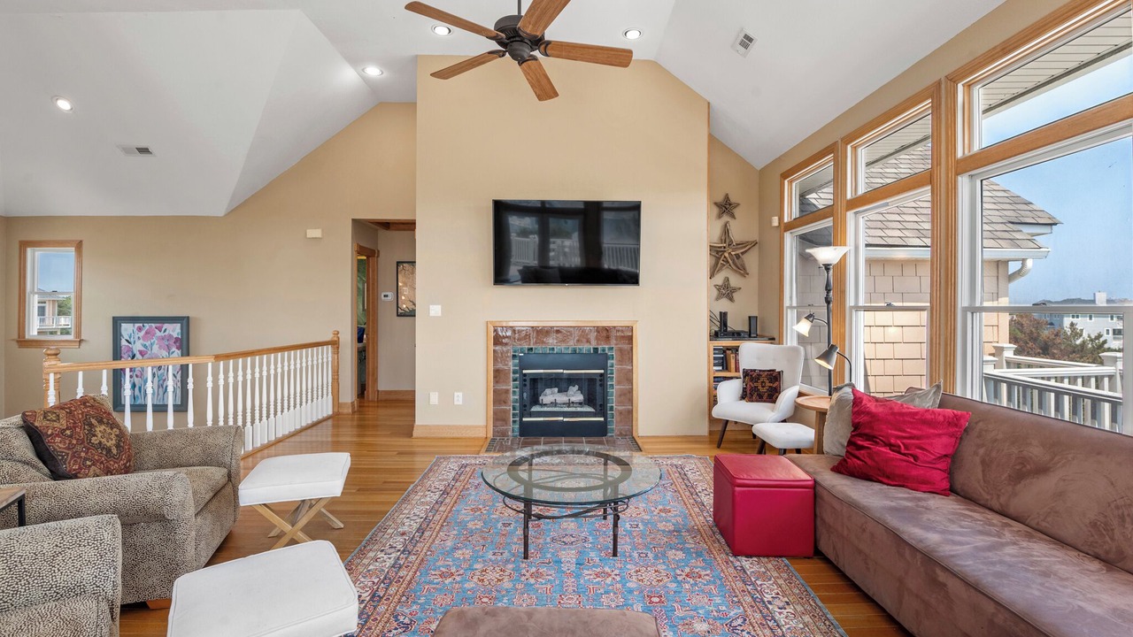Photo of Livingroom in Pine Island
