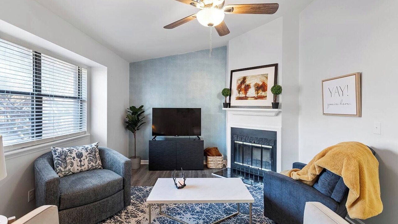 Photo of Livingroom in Brookhaven
