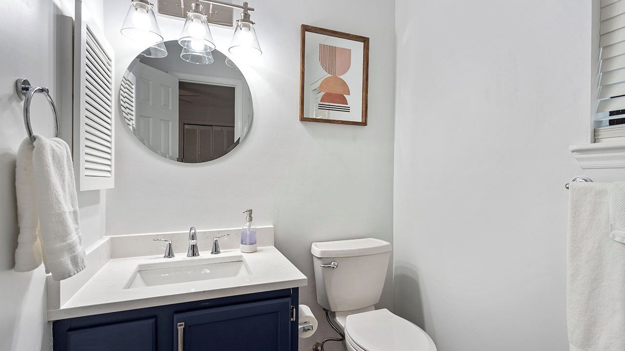 Photo of Bathroom in Brookhaven