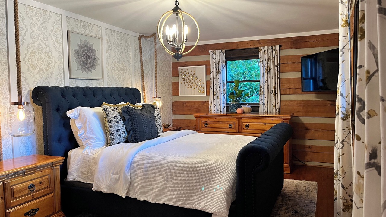 Photo of Bedroom in Barium Springs