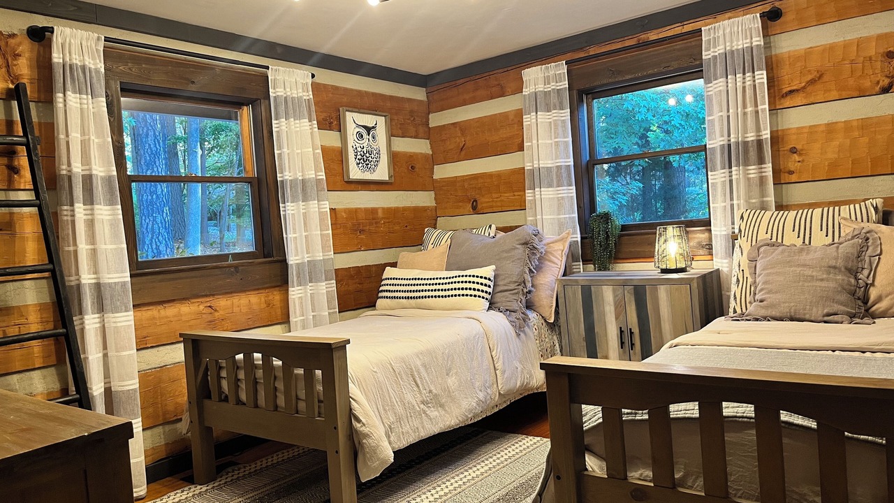 Photo of Bedroom in Barium Springs