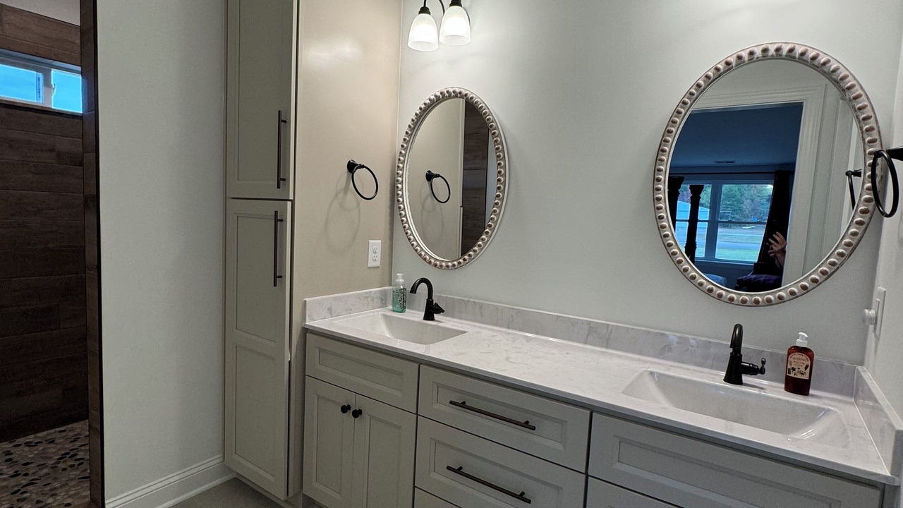 Photo of Bathroom in Carthage