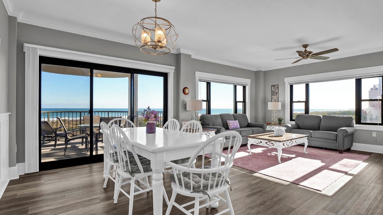 Photo of Livingroom in Shell Island
