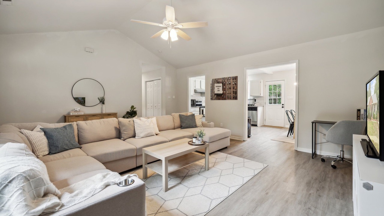 Photo of Livingroom in Harrisburg