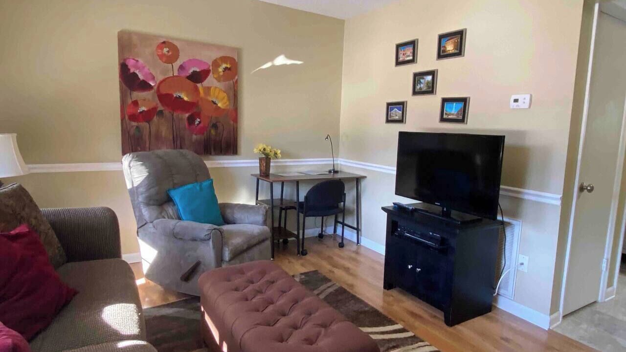 Photo of Bedroom in Downtown