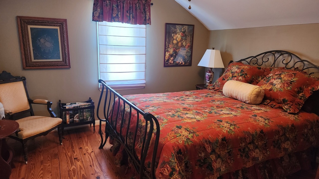 Photo of Bedroom in Stokes